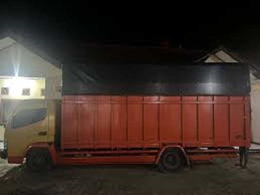 Dumptruk berisi BBM diamankan polisi