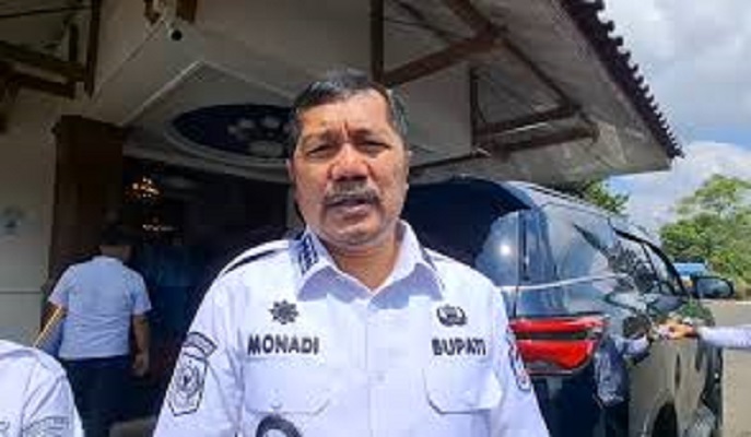 Foto ; Bupati Kerinci, Monadi