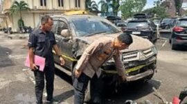 Mobil pajero diduga lakukan tabrakan beruntuun dan masuk ke polda jambi diamankan polisi