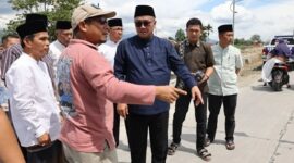 Walikota dan Wakil Walikota Sungai Penuh, Alfin-Azhar saat meninjau pembangunan Spam di Hamparan Rawang