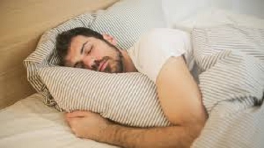 Ilustrasi kurang tidur bisa berdampak buruk bagi jantung