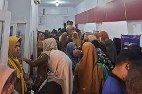 Padat merayap di bank jambi Sungai Penuh dan Kerinci dua hari terakhir