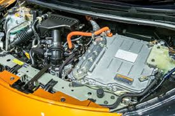 Cara merawat baterai Mobil Hybrid