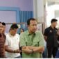 Bupati Muaro Jambi, BBS saat memantau kondisi siswa.