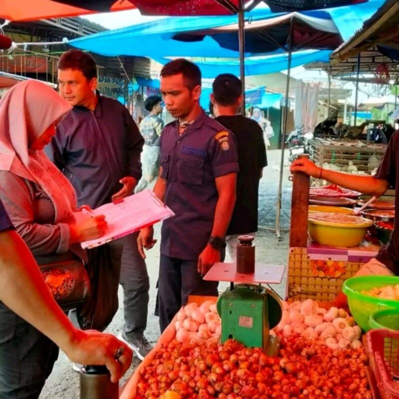 Operasi tera yang dilaksanakan Diskoperindag Bungo. (Sumber/Bungonews.net)