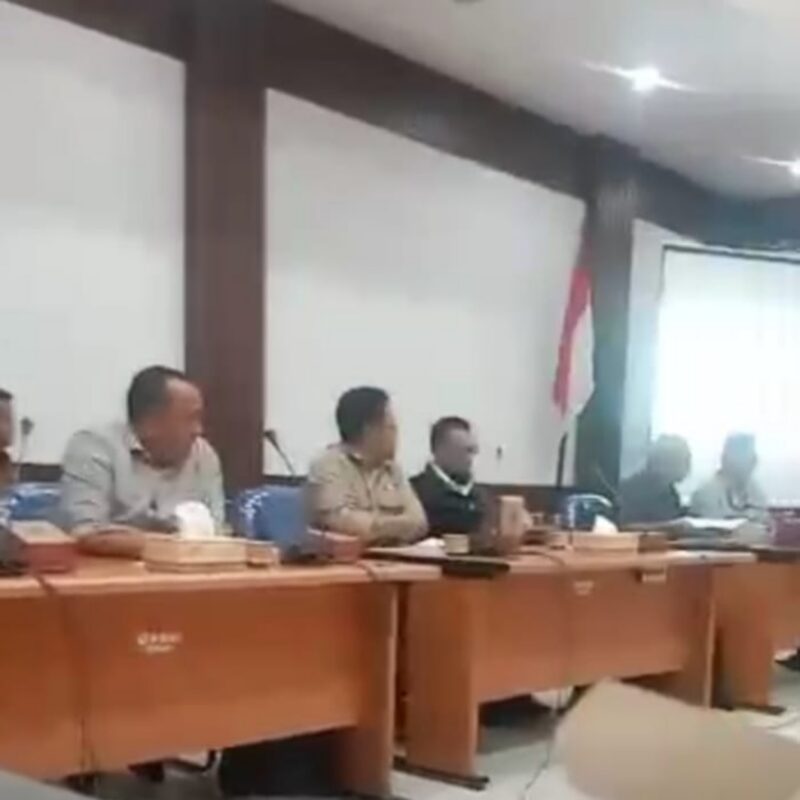 Suasana Hearing DPRD Kerinci dengan PLTA Hidro Merangjn