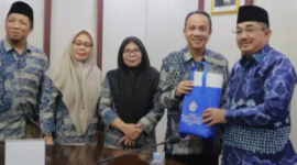 Bupati Tanjabbar, Anwar Sadat saat menerima kunjungan dari UIN STS Jambi