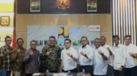 Walikota Sungai Penuh, Alfin saat temui BWSS VI bahas kelanjutan Normalisasi Sungai