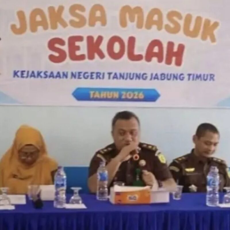 Kejari Tanjabtim Masuk Sekolah