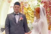 Prosesi pernikahan Virgoun dengan Lindi Fitriyana. (Sumber/Google)