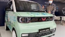 Wuling Motors gelar pameran di di Surabaya