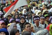 Foto ; Aksi damai yang digelar honorer beberapa waktu lalu. (Sumber/Google)