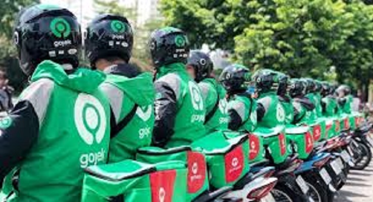 Ilustrasi Llusan sarjana banyak yang jadi OJOL. (Sumber/Google)