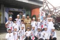 Foto bersama Wakil Gubernur Jambi, H Abdullah Sani bersama dai cilik Jambi