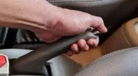 Penyebab rem tangan mobil terasa keras