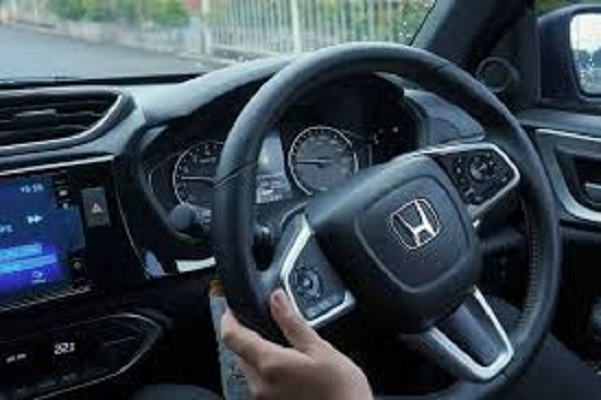 Ilustrasi setir mobil tidak presisi