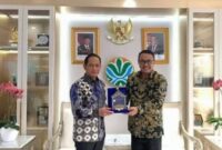 Wali Kota Sungai Penuh, Alfin, bertemu langsung dengan Menteri Lingkungan Hidup, Hanif Faisol Nurofiq, di Kantor Kementerian Lingkungan Hidup RI