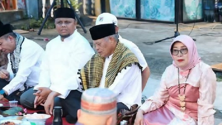 Wakil Wali Kota Sungai Penuh, Azhar Hamzah saat menghadiri kegiatan silaturahmi yang digelar oleh HIPPERSA di Desa Koto Tinggi