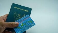 Ilustrasi tren WNA berebut jadi WNI.