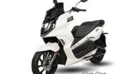 Alva One salah satu motor listrik yang punya daya jelajah lebih dari 140 km, kuat menanjak
