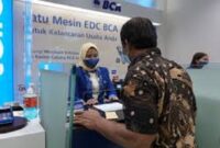 Ilustrasi pelayanan Nasabah Bank BCA