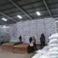 Tampak stok pangan di Bulog sungai penuh