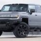 GMC Hummer EV Pickup, salah satu mobil listrik dengan baterai terbesar i dunia
