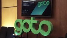 GoTo Gojek Tokopedia Tbk borong saham seharga Rp2 per saham.