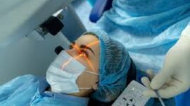 Ilustrasi operasi katarak