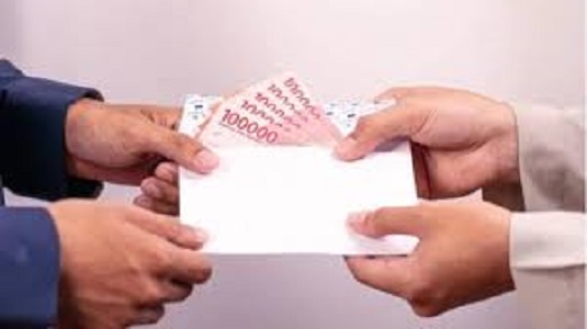 Ilustrasi THR Karyawan swasta
