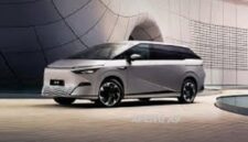 XPENG X9 mobil listrik cocok untuk mudik lebaran
