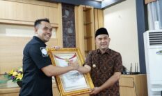 Bupati Bungo Terima Penghargaan dari Densus 88