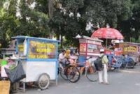 Ilustrasi pedagang kaki lima.