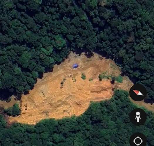 Penampakan kerusakan kawasan TNKS akibat aktivitas peti