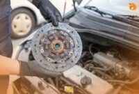 Pahami tanda play kopling mobil sudah aus.
