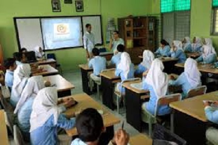 Aktivitas belajar dan mengajar di salah satu Sekolah Swasta. (Sumber/Google)