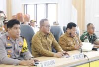 Walikot Sungai Penuh, Alfin bersama Kapolres Kerinci dalam agenda acara Rakor operasi ketupat.