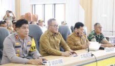Walikot Sungai Penuh, Alfin bersama Kapolres Kerinci dalam agenda acara Rakor operasi ketupat.