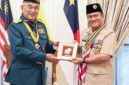 Wali Kota Jambi, Dr. dr. H. Maulana, M.K.M., resmi menerima penghargaan internasional bergengsi dari PPM berupa Medali Semangat Rimba Silver. 