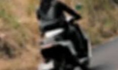 Bolehkah Motor Listrik Masuk Jalan Raya? Ini Faktanya di Tengah Padatnya Truk Batu Bara di Jambi!