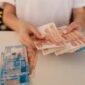 Ilustrasi deposito uang di Bank