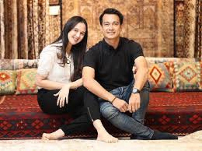 Foto ; Eza Gionino dan istri, Meiza Aulia Coritha
