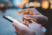 Ilustrasi pengguna smartphone