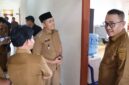 Wako Alfin saat Sidak Kantor Camat Sungai Bungkal