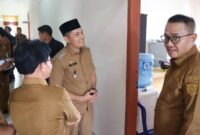 Wako Alfin saat Sidak Kantor Camat Sungai Bungkal