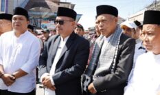 Wali Kota Sungai Penuh Sembelih Sapi Qurban di Masjid Raya, Momentum Idul Adha Perkuat Kepedulian Sosial dan Ekonomi Umat