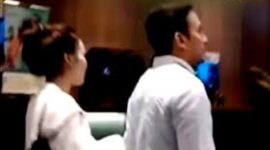 Ayu tingg ting terlihat menggandeng seorang pria yang disebut Muhammad Kevin Gusnadi. Muhammad Kevin Gusnadi
