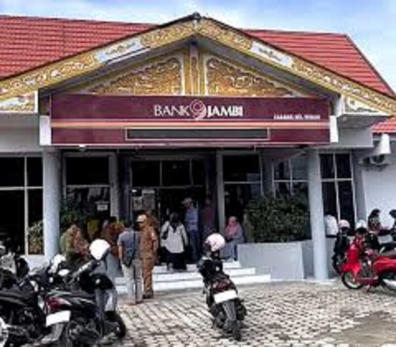 Foto; Bank Jambi Cabang Sungai Penuh