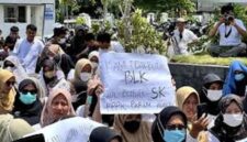 Guru honorer dihapus pada tahun 2027