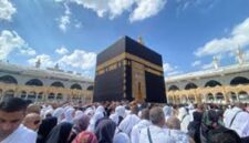 Prosesi pelaksanaan ibadah haji di Mekkah